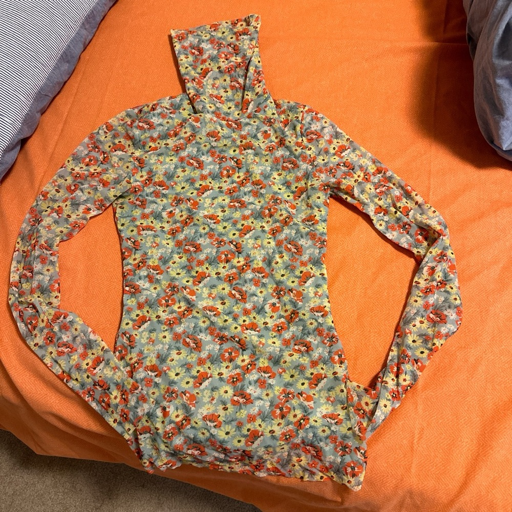 GANNI floral high collar top